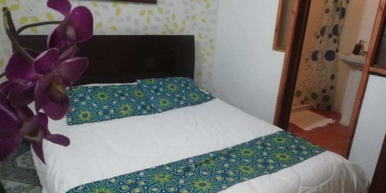 Hostal Caminos De Suesca Hotel Eksteriør billede